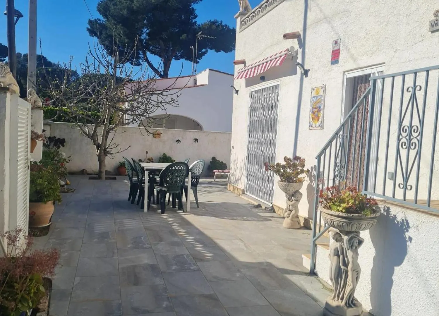 Willa Cozy House In L'Escala With Garden Dom wakacyjny